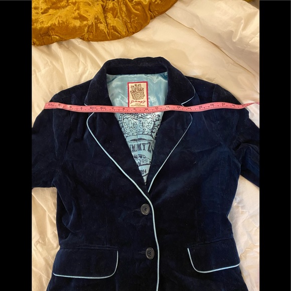 Velvet Blazer - Picture 6 of 8